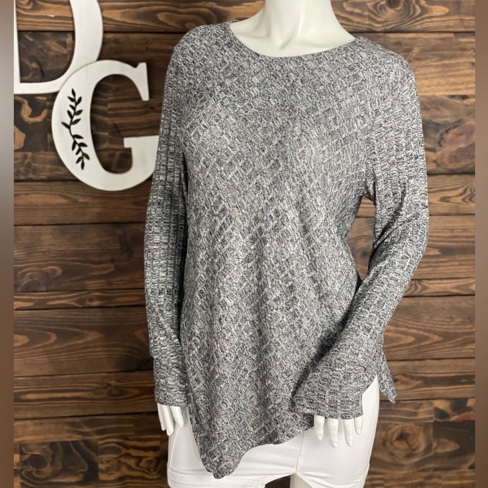 89th & Madison | Ribbed Knit Asymmetrical Long Sleeve Tee Sweater Marl Heather‎